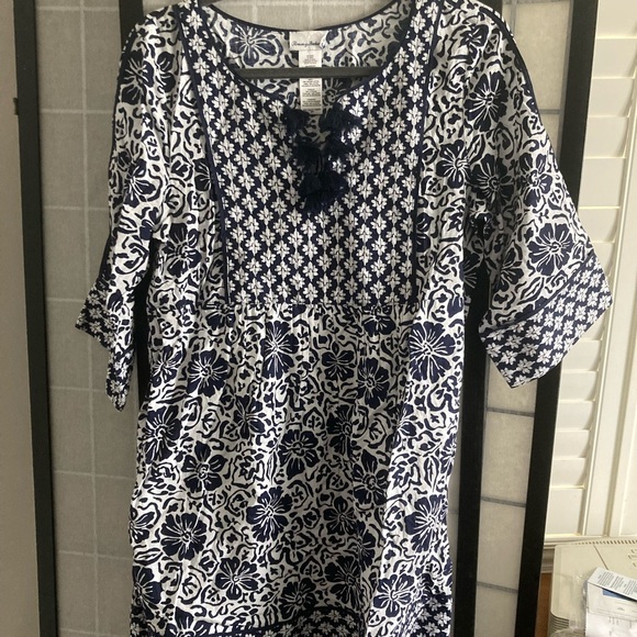 Tommy Bahama Dresses & Skirts - Tommy Bahama Navy and White Printed Midi Dress Cover-Up with Tassel Detail